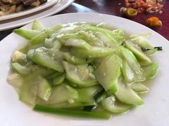 -岛中岛·海鲜大排档·万宁老字号(东澳店)