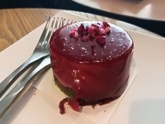 樱桃抹茶慕斯蛋糕-星巴克(广州动漫星城东区店)
