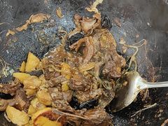 -屯老二农家铁锅炖·行业领军者(梅江店)