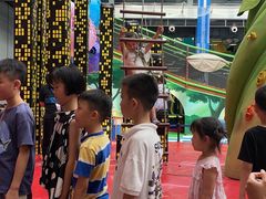 -蒙特利亲子乐园