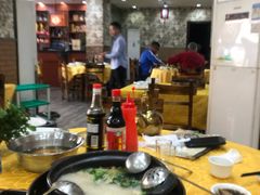 -濠轩阁特色生蚝火锅(水湾路店)
