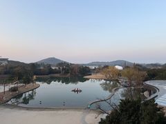 -上海佘山世茂艾美酒店