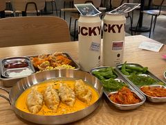 -WOW LUCKY创意韩料(龙阳广场店)