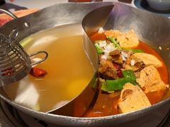 -左庭右院鲜牛肉火锅(金山万达店)