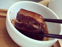 东坡肉-许仙楼餐厅