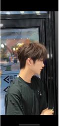 -查尔曼男士理发馆