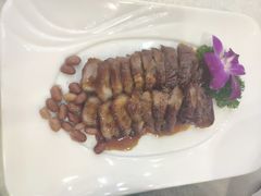 -东豪园林海鲜酒家(南港路辅路店)