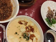 -侬佳蒸菜馆(听潮店)