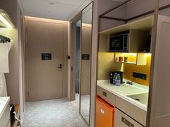 -广州花都融创文旅城希尔顿惠庭酒店