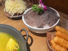 -巴卤社老火锅(财富店)