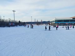 -棋盘山冰雪大世界