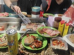 -新艺自助美食城(中山路店)