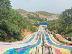 -黄金寨原生态旅游区