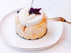 椰子夏洛特-La Porte de Paris 巴黎之门法式甜品