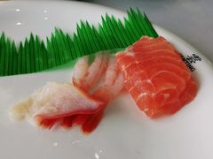 -云顶旋转自助景观餐厅