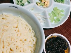 炸酱面-北平食府·北京烤鸭(北京西站六里桥店)