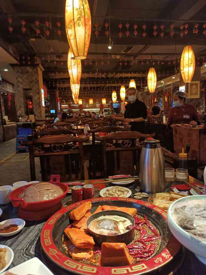 独轮火锅(九江店)-"服务好,态度佳!推荐.但是忘记拍照片了.