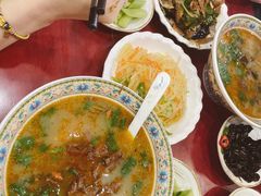 -金杨拉面王小吃面馆·牛三宝面·红烧牛肉粉