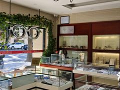 -吴良材眼镜(北中路店)