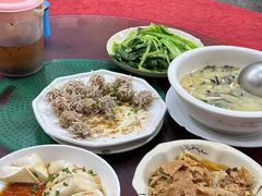-雄仔农家菜馆·特色葱油鸡(六祖店)