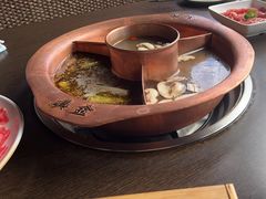 -滇釜火锅·能喝汤的火锅(车公庄店)