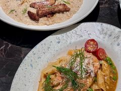 -LESCEDARS  Bistro香柏树(外滩店)
