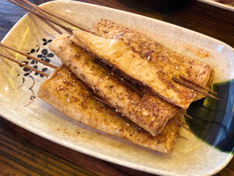 「烤豆皮」 有点硬,里面的蒜蓉真的不爱,还有点发酸