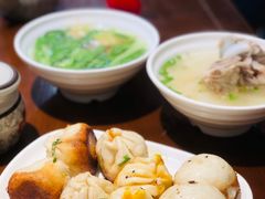 双拼蟹粉鲜肉-大壶春生煎(四川中路店)