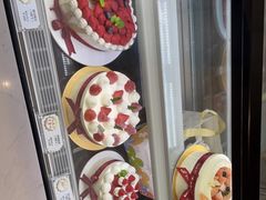 -花花卷卷·鲜食蛋糕(静安久光百货店)
