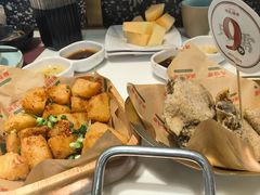 -洪氏嗨捞·猪肚鸡火锅(阳光天地店)