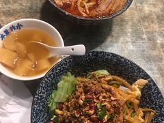 -粉家柳州螺蛳粉(杨宅路店)
