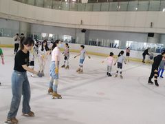 -冠军冰场CHAMPION RINK(百联又一城店)