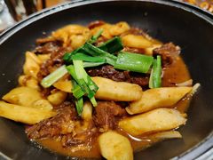 铁棍山药焖牛肉-食欲老院子荆芥疙瘩汤(经五路店)