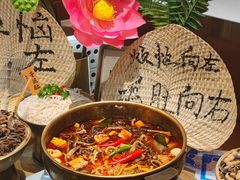 -毛肚向右·川渝毛肚王(经开永旺店)
