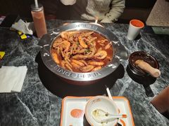 -胖哥俩肉蟹煲(长沙高铁吾悦广场店)
