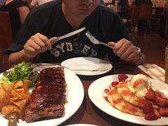-Pancakes on the rocks(Darling Harbour)
