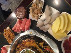 -邓莽子老火锅(中兴路总店)
