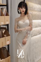 -Renee芮亦婚纱(原丽莎)