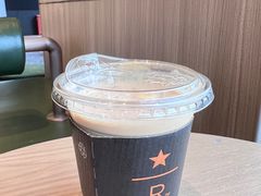 -星巴克臻选(上海虹桥新天地三店)