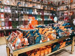 零售区-VENCHI 闻绮(北京国贸商城店)