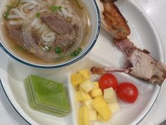 -美奈小馆·越南料理(中航城君尚购物中心店)