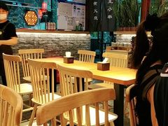 大堂-肠王卤煮(西单食宝街店)