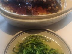 -八府香鸭·啫啫煲(华山路店)