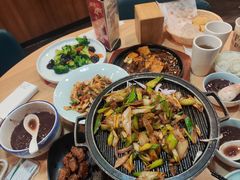 -宏状元现熬粥·京味菜(黄寺大街店)