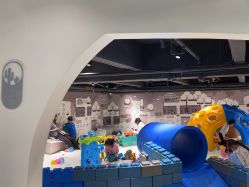 -MINI MARS KIDS CLUB亲子家庭中心(长宁天山店)