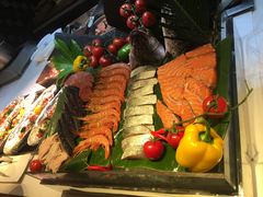 -上海滴水湖皇冠假日酒店