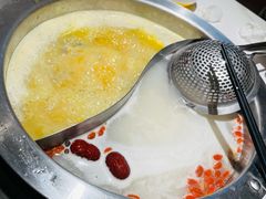 -马家斑.鲜鱼火锅(松湖万科店)