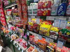 零售区-CITY MART城市集市·里弄(北外滩来福士广场店)