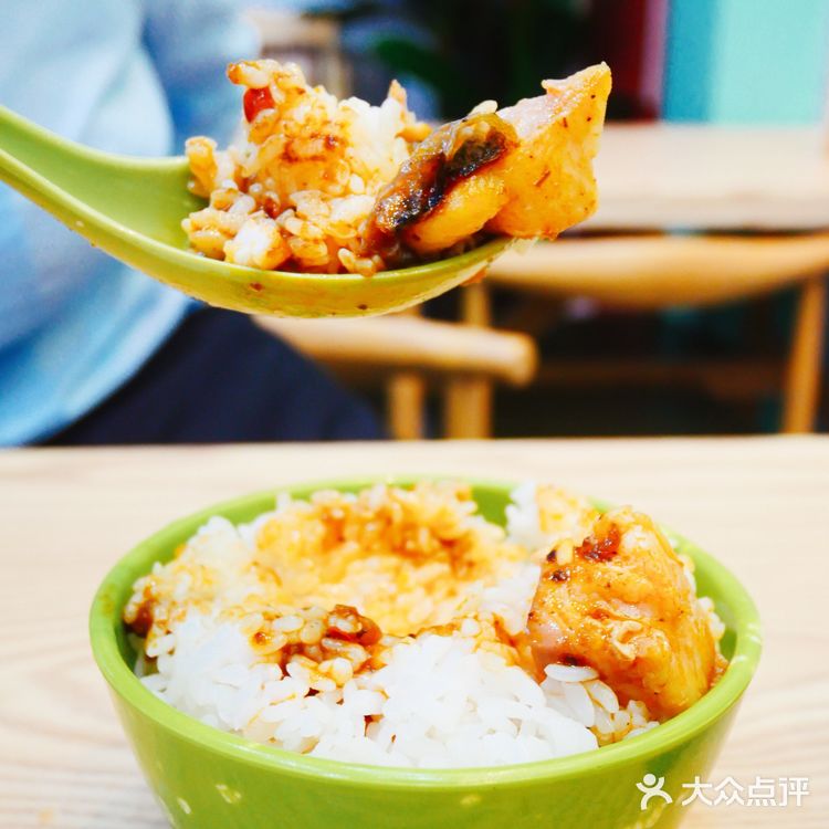 天鹅湖美食｜一个人也能吃烤鱼🐟人均20r