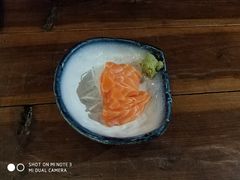 -鸟鸣门屋台料理(金帝银泰店)
